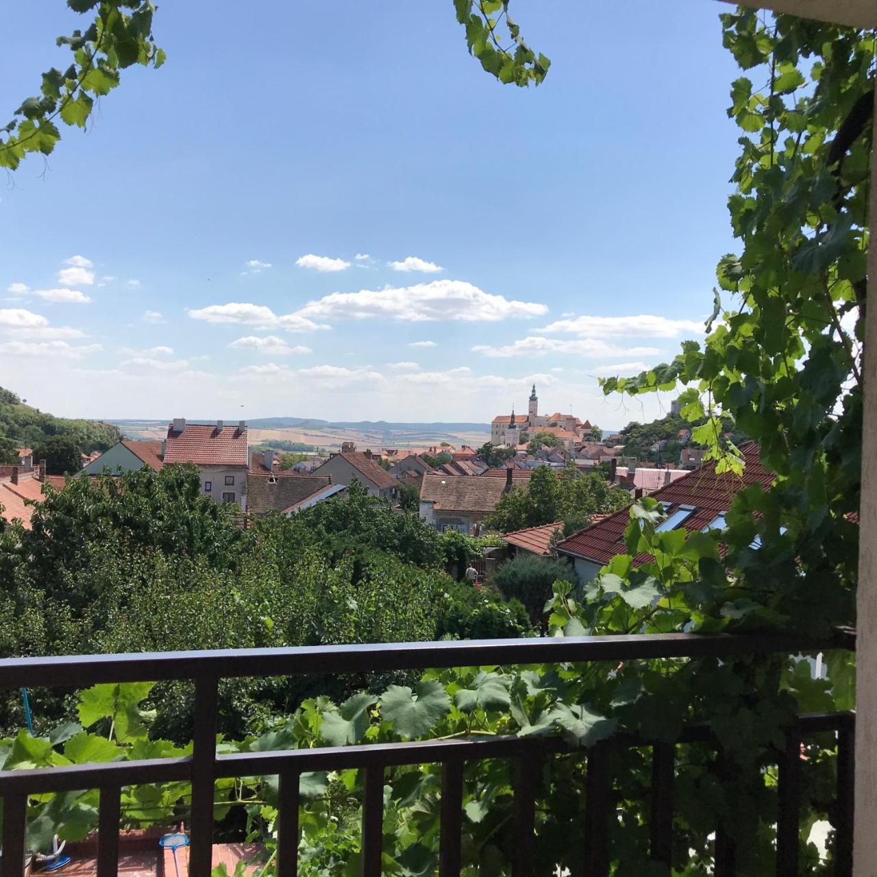 Pension Crhan Mikulov Exterior foto